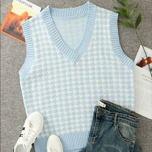 Blue and White Houndstooth Oversize Knit Sweater Vest